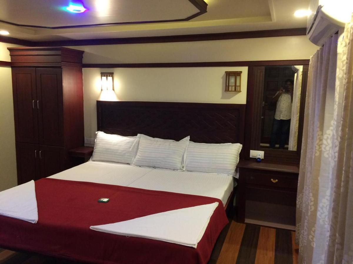 Beach Paradise Day Cruise Houseboat Alappuzha Екстериор снимка
