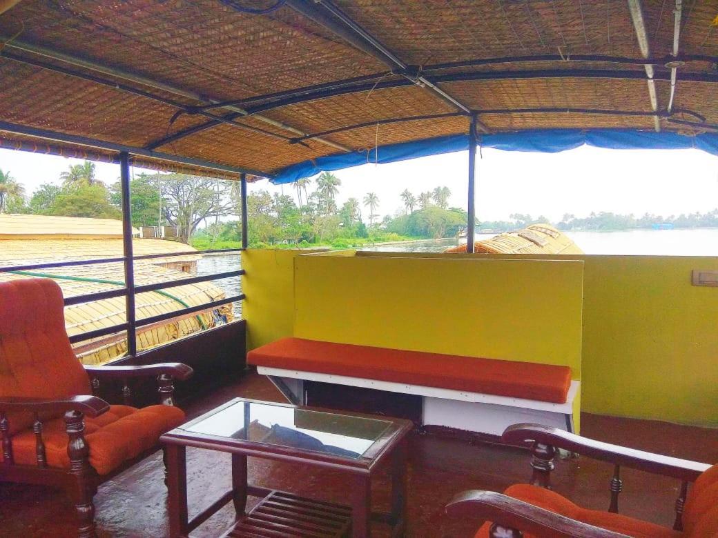 Beach Paradise Day Cruise Houseboat Alappuzha Екстериор снимка