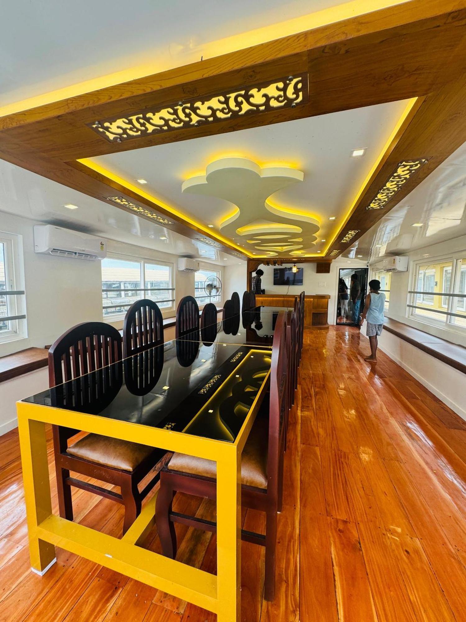 Beach Paradise Day Cruise Houseboat Alappuzha Екстериор снимка