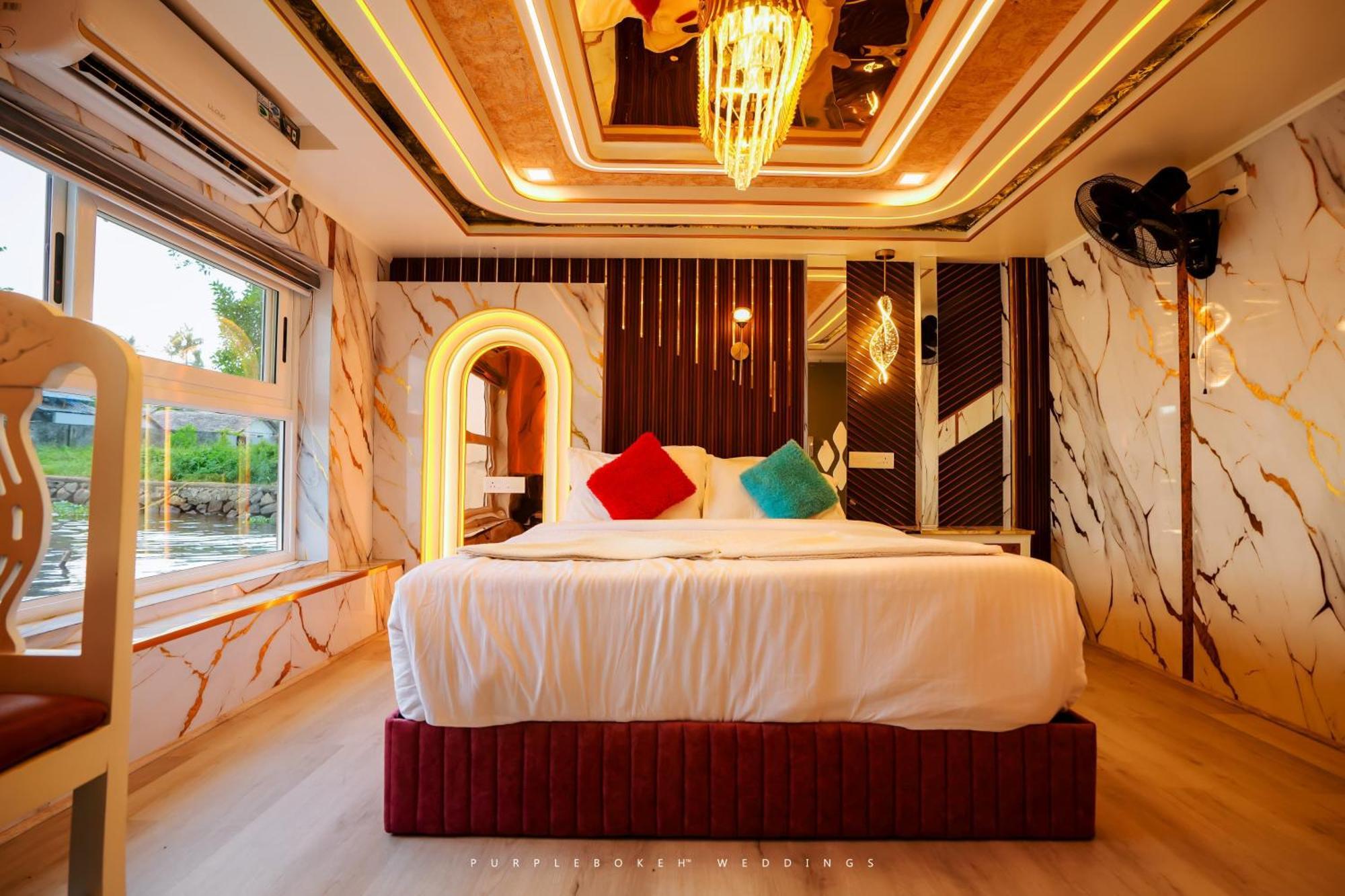 Beach Paradise Day Cruise Houseboat Alappuzha Екстериор снимка