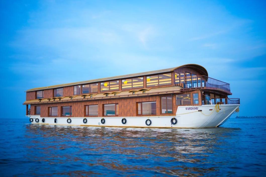 Beach Paradise Day Cruise Houseboat Alappuzha Екстериор снимка